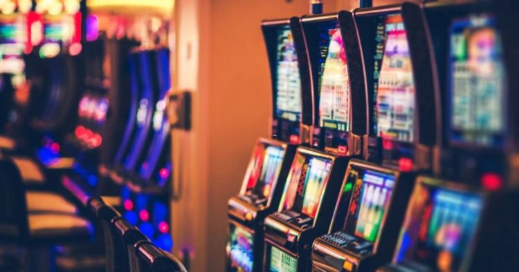 マカオのグランドビューとカサ・レアル スロットホールでサクセス ...